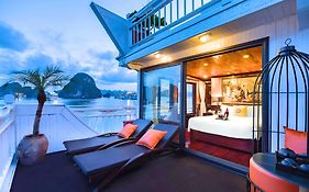 Hera Boutique Cruise Ha Long Bay